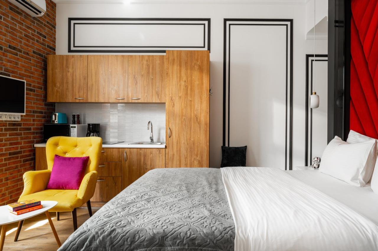 Theatre Boutique Apartments Kyiv Exterior photo