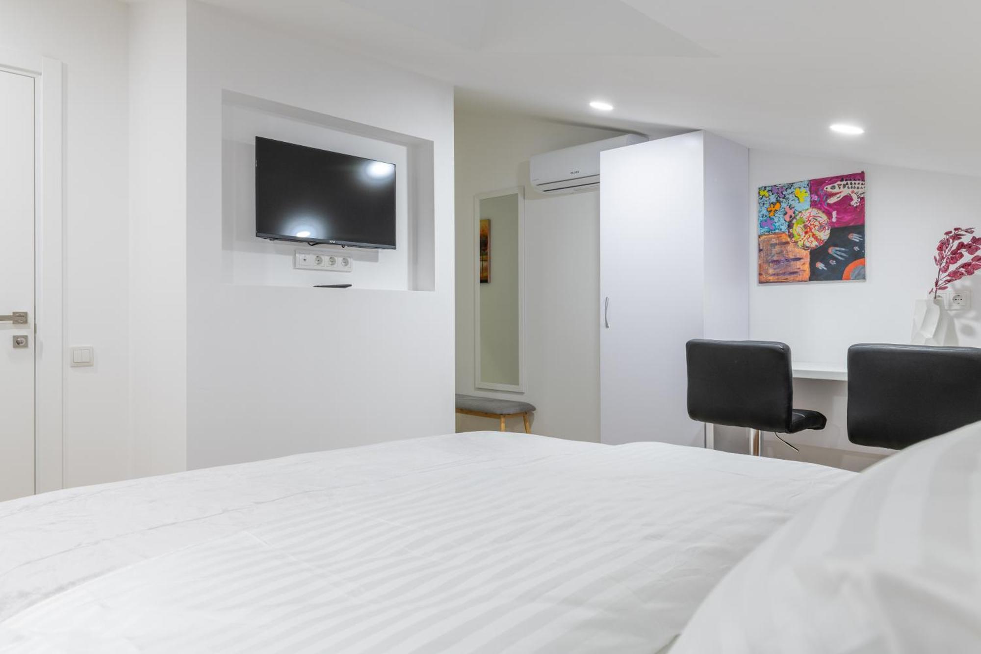 Theatre Boutique Apartments Kyiv Room photo